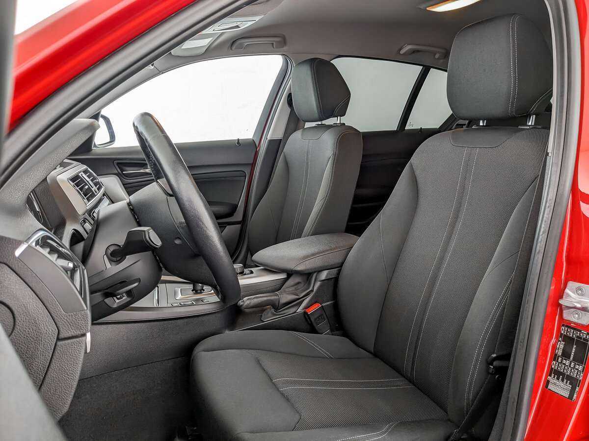 BMW 1 серии 2017 года с пробегом. Фото: #15