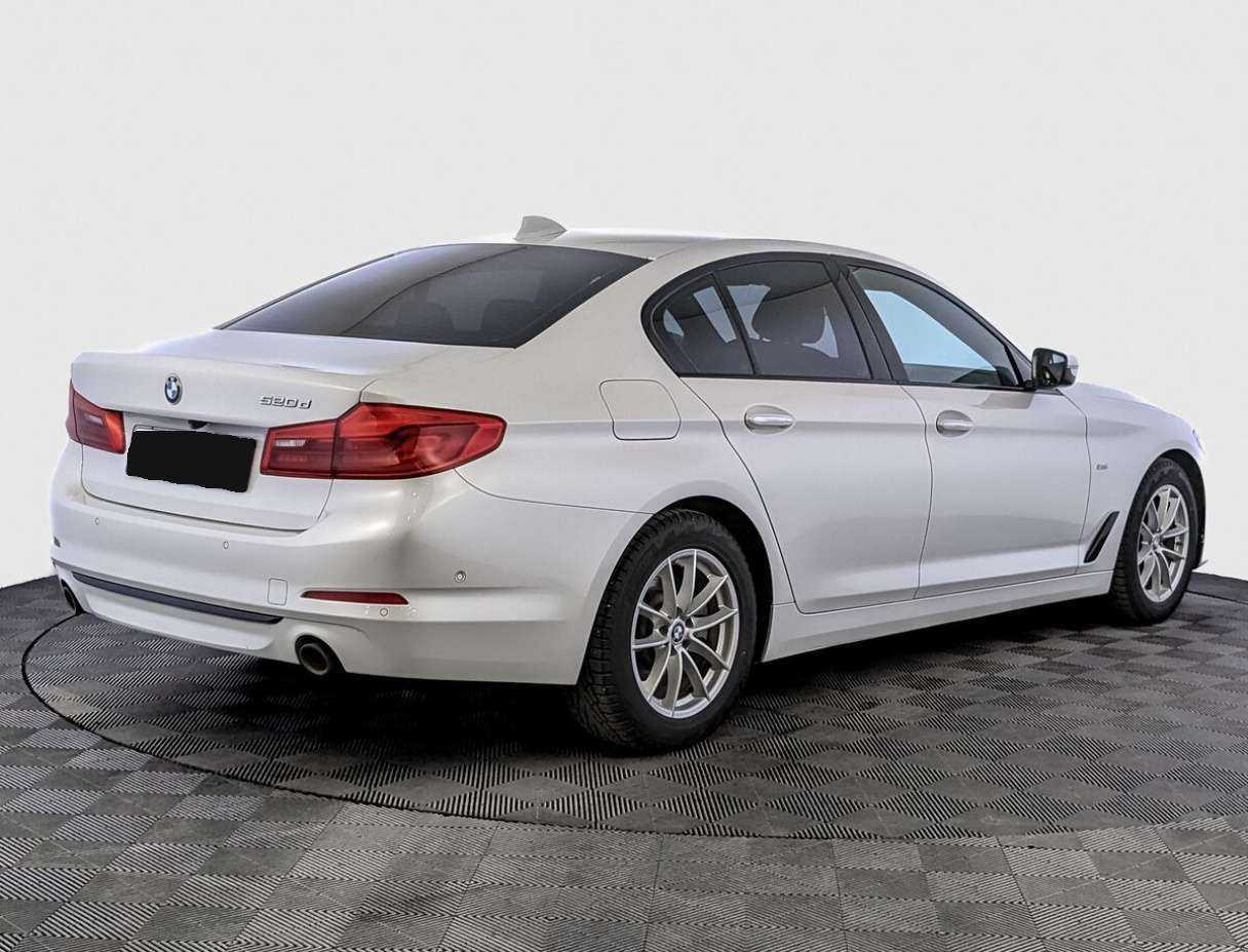 BMW 5 серии 2017 года с пробегом. Фото: #4
