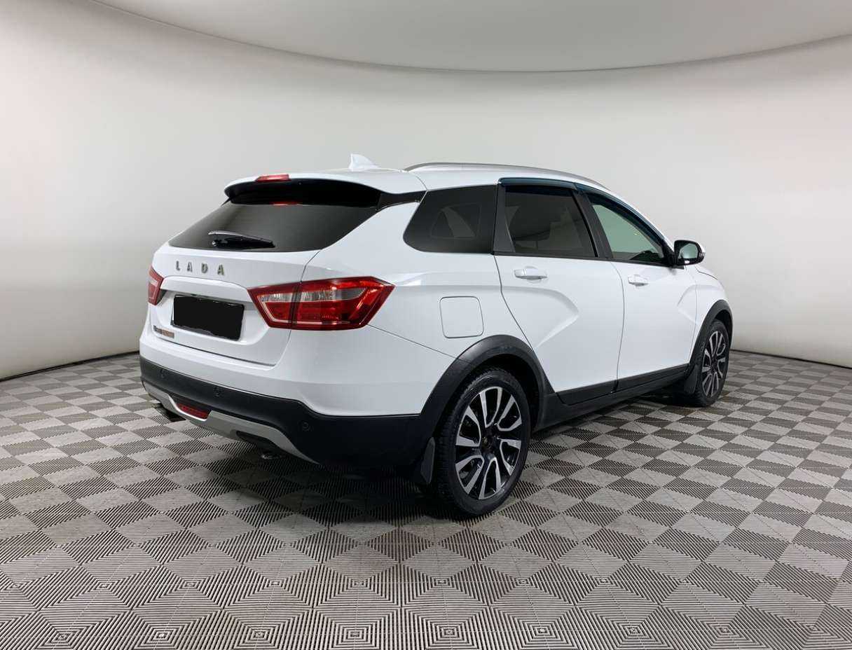 Lada (ВАЗ) Vesta 2018 года с пробегом. Фото: #4