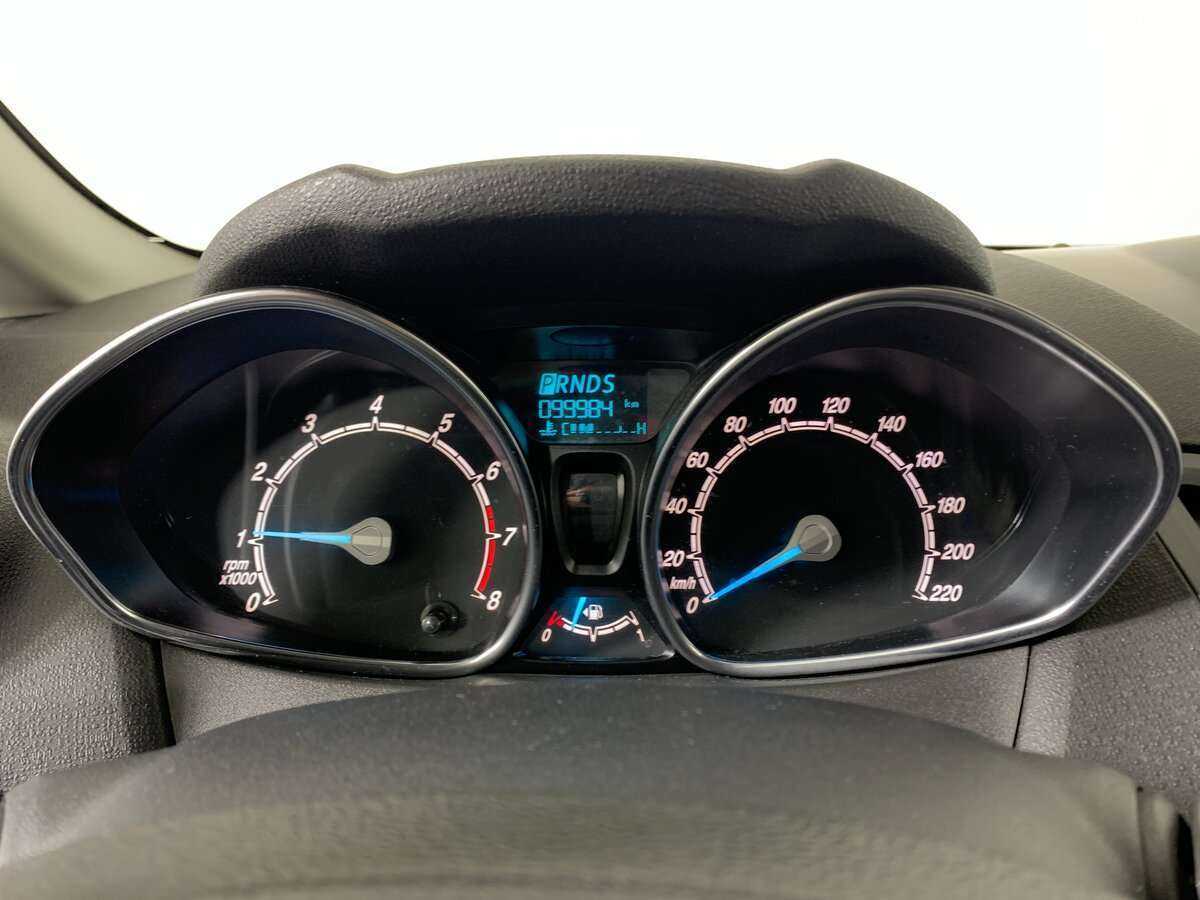 Ford Fiesta 2016 года с пробегом. Фото: #14