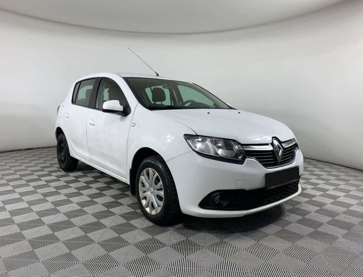 Renault Sandero 2017 года с пробегом. Фото: #2