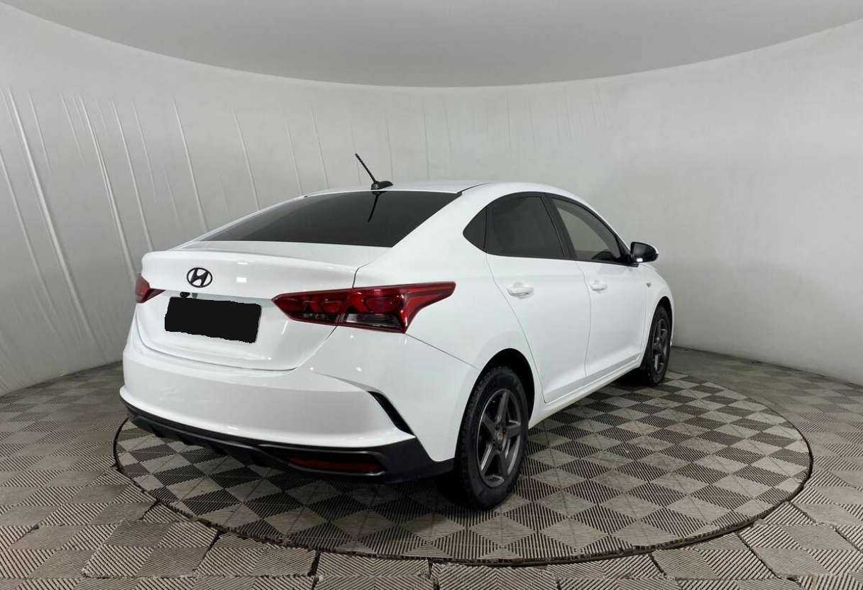 Hyundai Solaris 2021 года с пробегом. Фото: #4