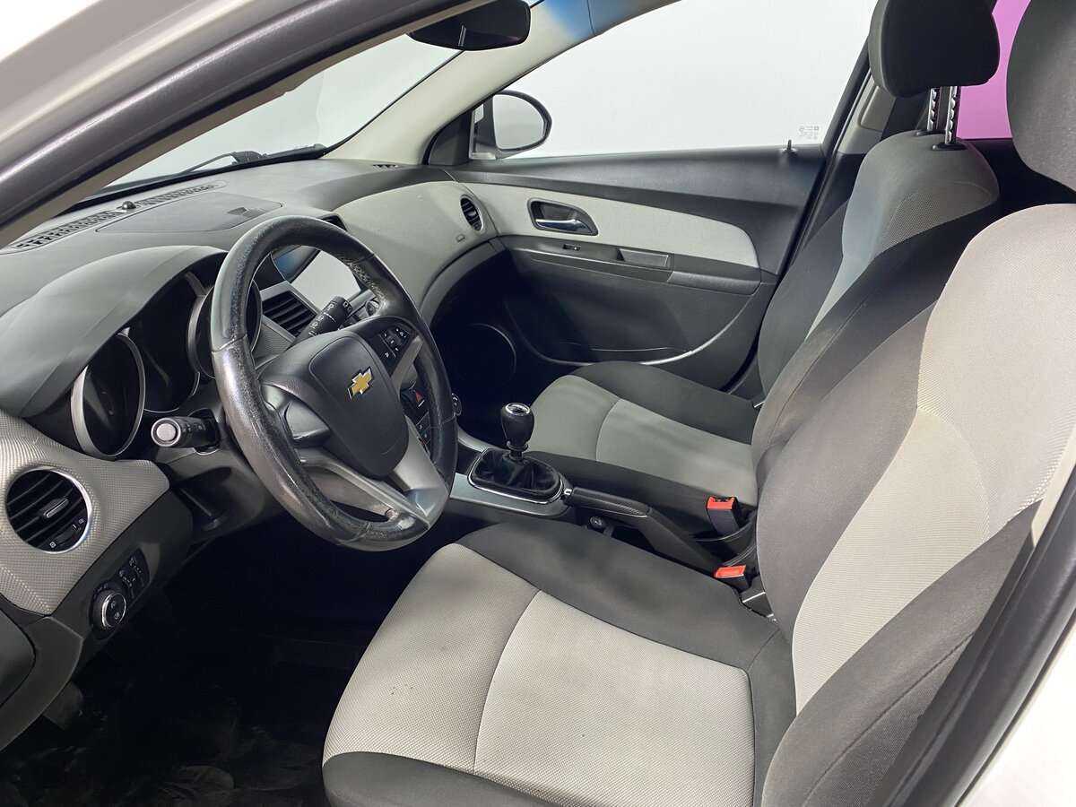 Chevrolet Cruze 2012 года с пробегом. Фото: #5