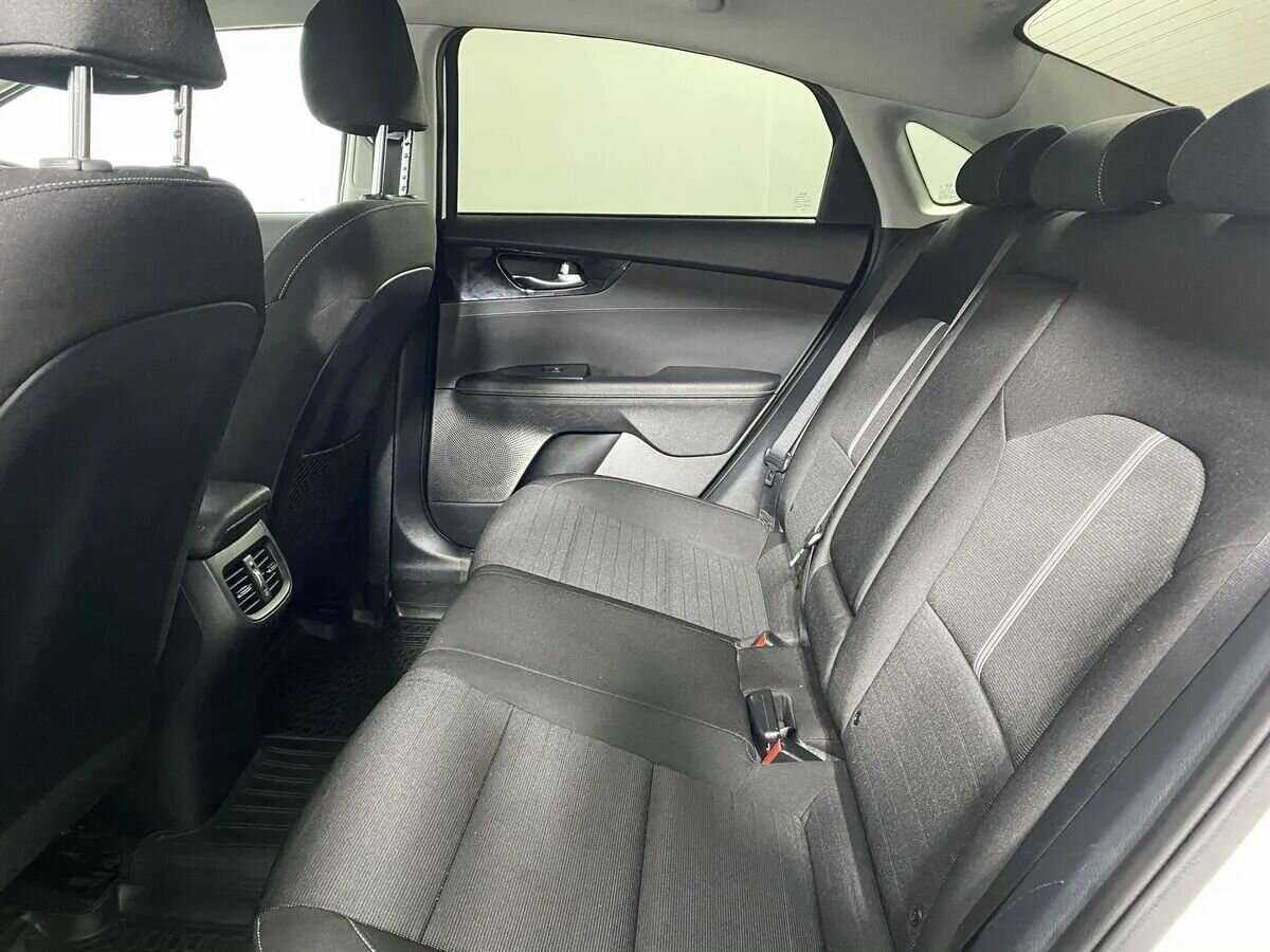Kia Cerato 2019 года с пробегом. Фото: #5