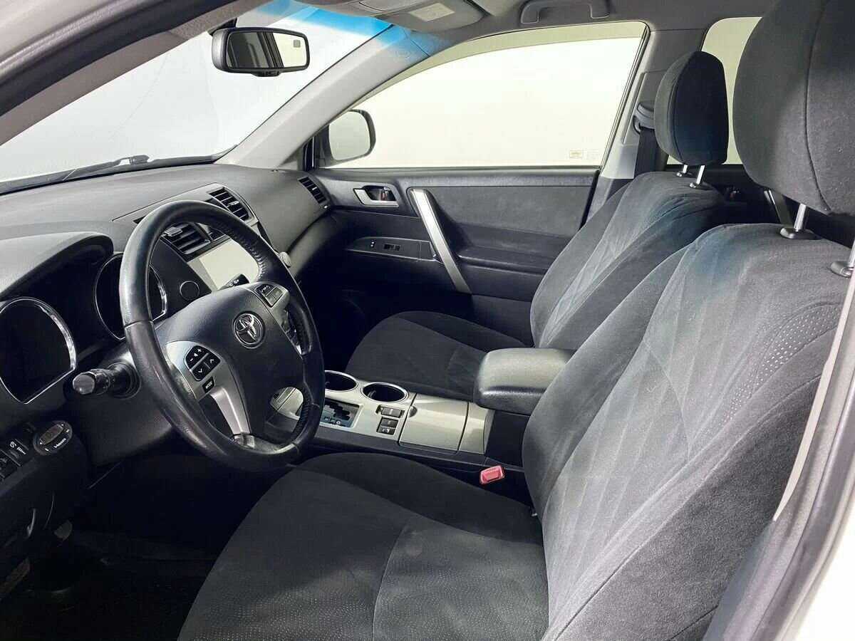 Toyota Highlander 2012 года с пробегом. Фото: #8