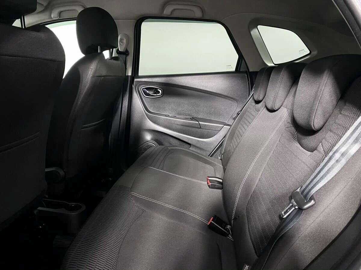 Renault Kaptur 2020 года с пробегом. Фото: #9