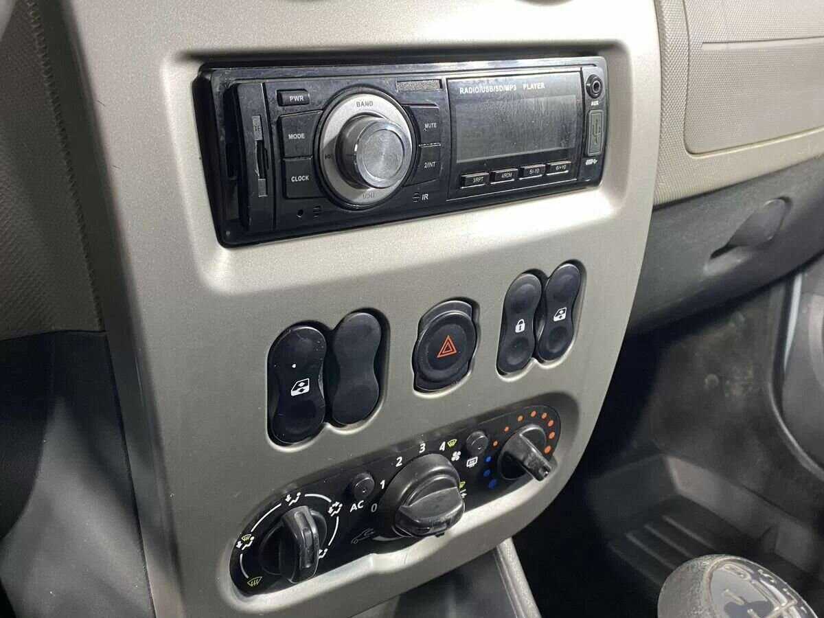 Renault Logan 2012 года с пробегом. Фото: #8