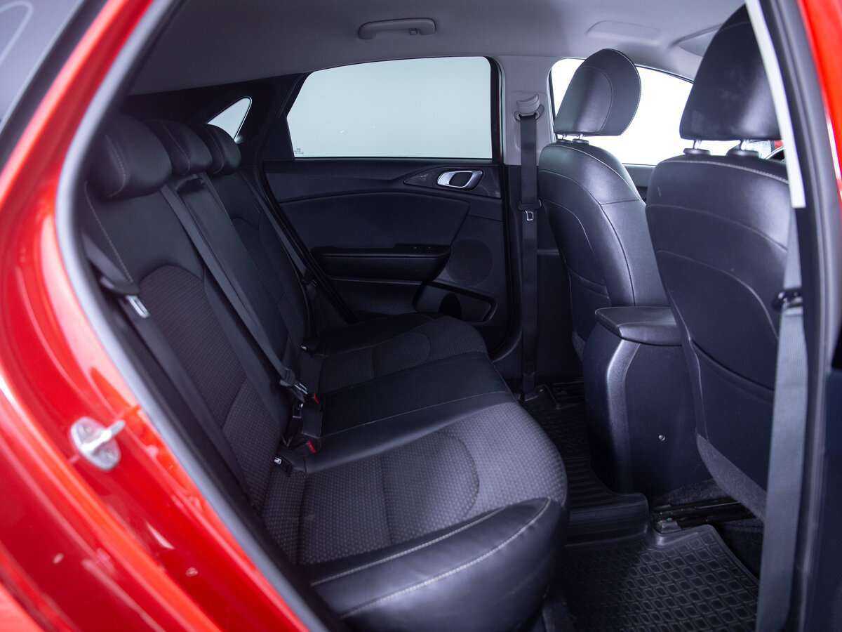 Kia Ceed 2020 года с пробегом. Фото: #19