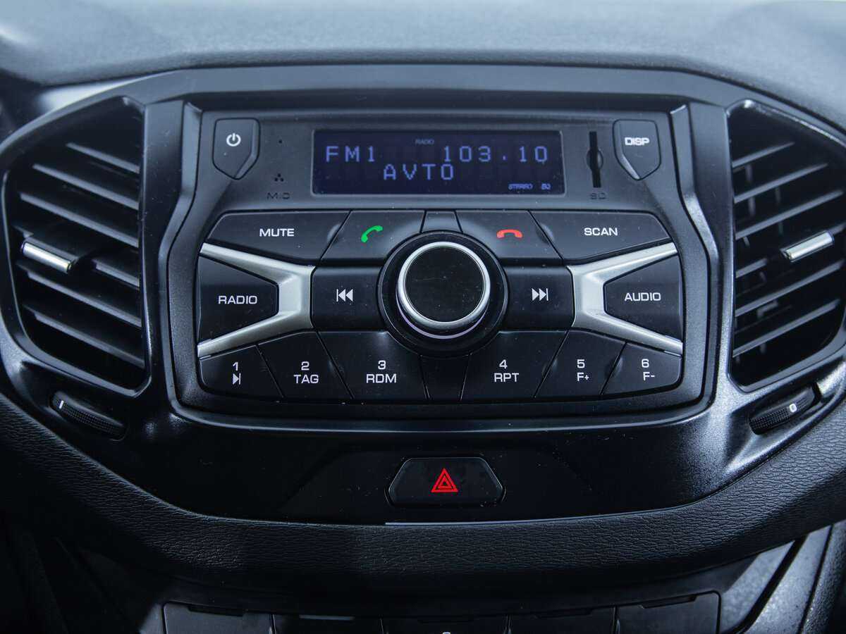 Lada (ВАЗ) Vesta 2018 года с пробегом. Фото: #15