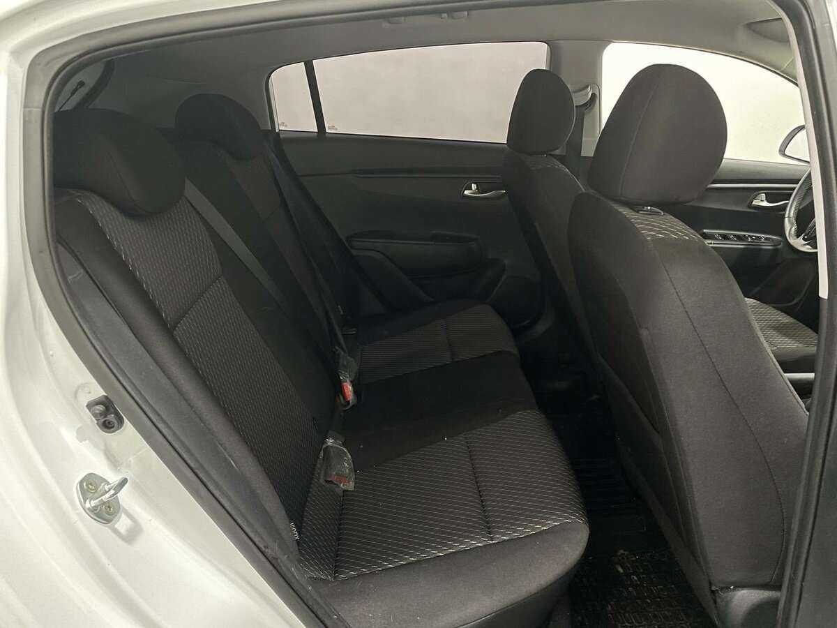 Kia Rio 2020 года с пробегом. Фото: #10
