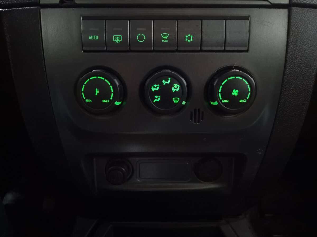 УАЗ Patriot 2012 года с пробегом. Фото: #7