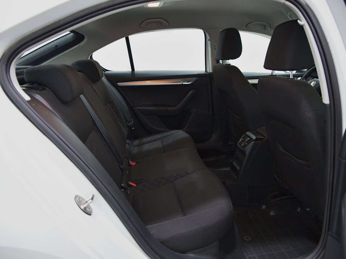 Skoda Octavia 2019 года с пробегом. Фото: #4