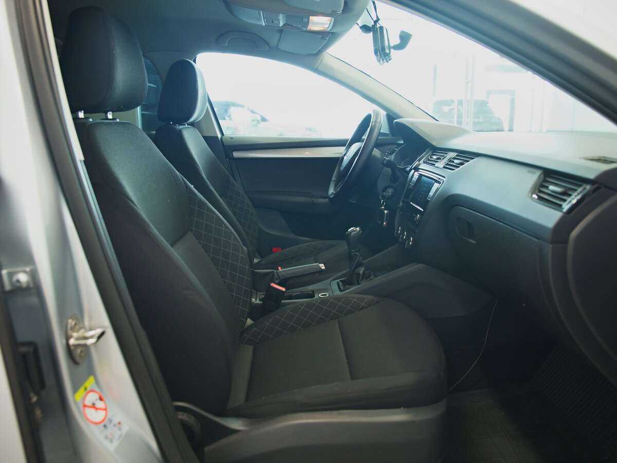 Skoda Octavia 2019 года с пробегом. Фото: #12