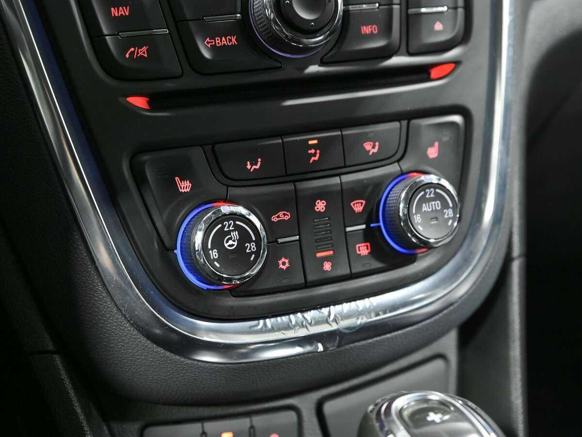 Opel Mokka 2014 года с пробегом. Фото: #10