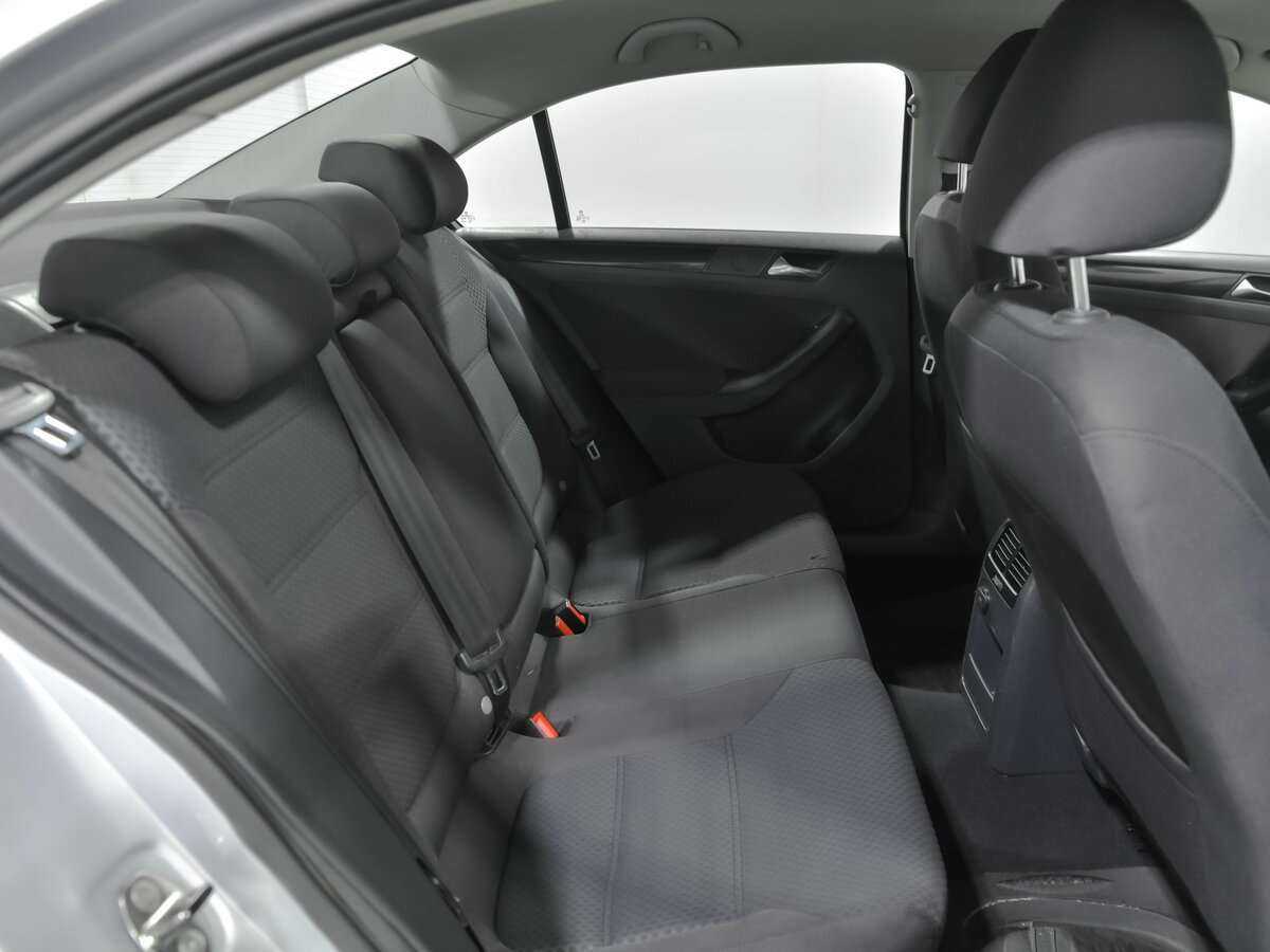 Volkswagen Jetta 2012 года с пробегом. Фото: #11
