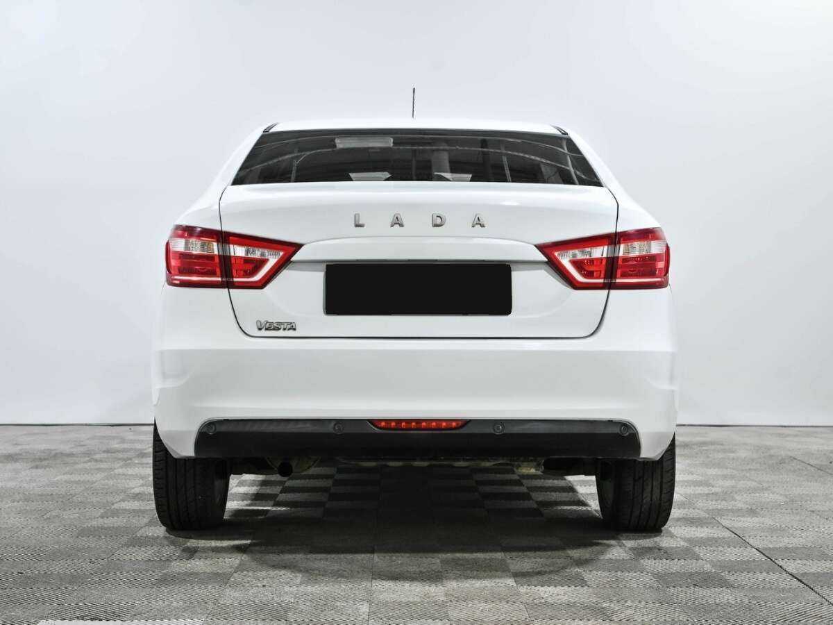 Lada (ВАЗ) Vesta 2018 года с пробегом. Фото: #4