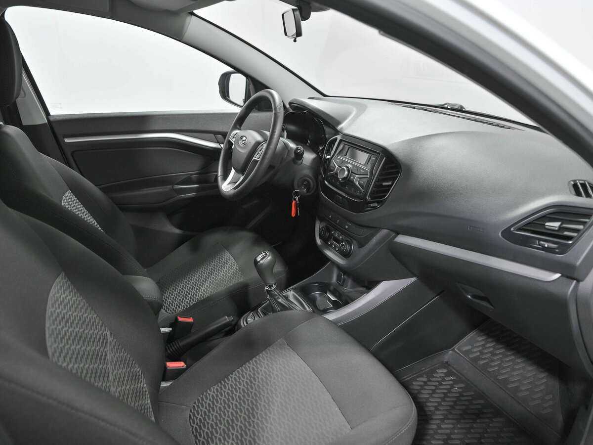 Lada (ВАЗ) Vesta 2018 года с пробегом. Фото: #6