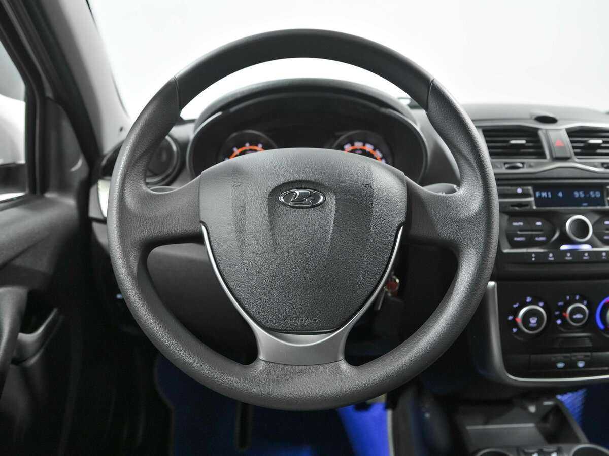 Lada (ВАЗ) Granta 2018 года с пробегом. Фото: #7