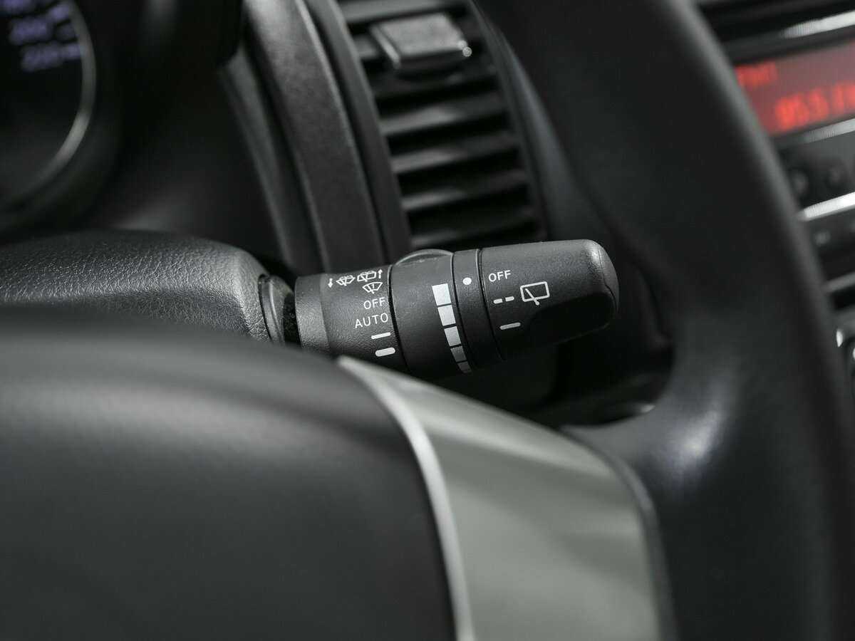 Nissan Note 2013 года с пробегом. Фото: #9