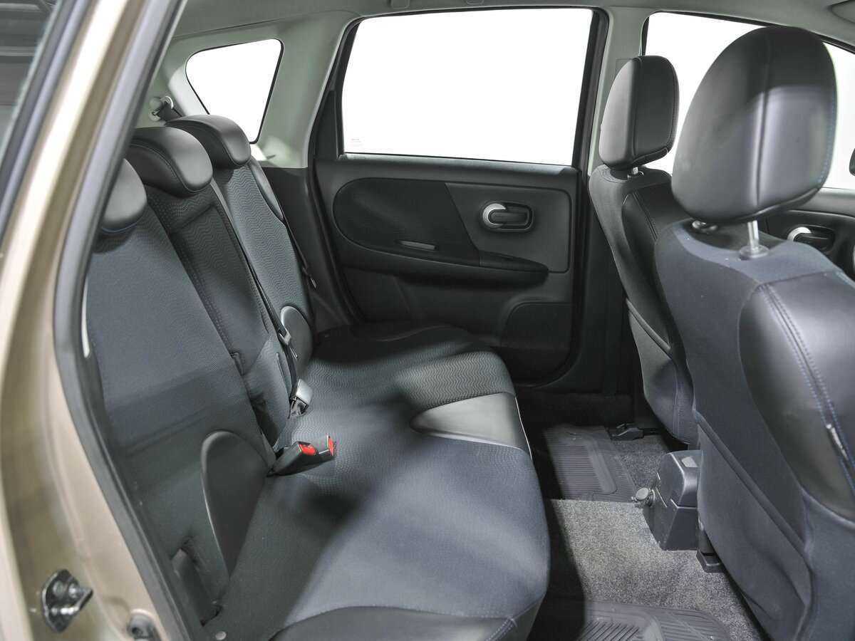 Nissan Note 2013 года с пробегом. Фото: #15