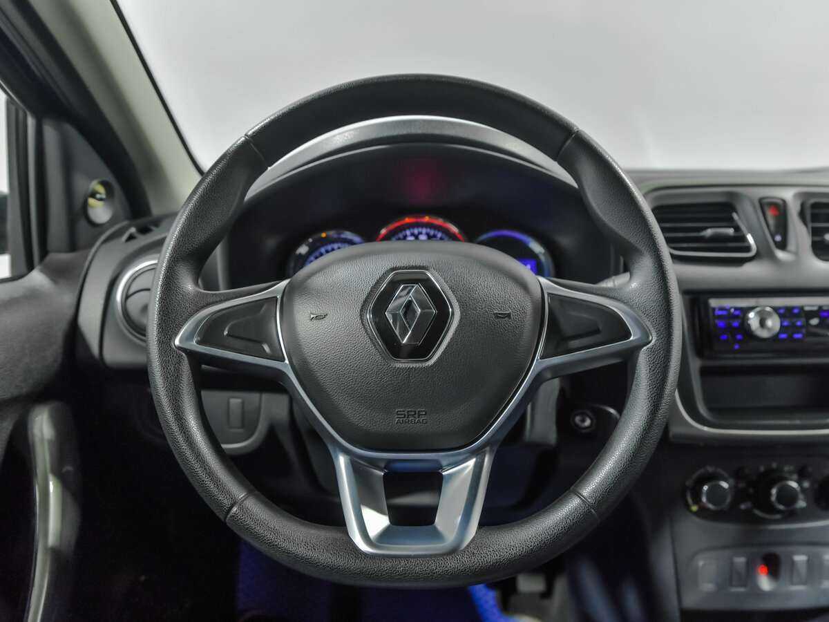 Renault Logan 2018 года с пробегом. Фото: #7