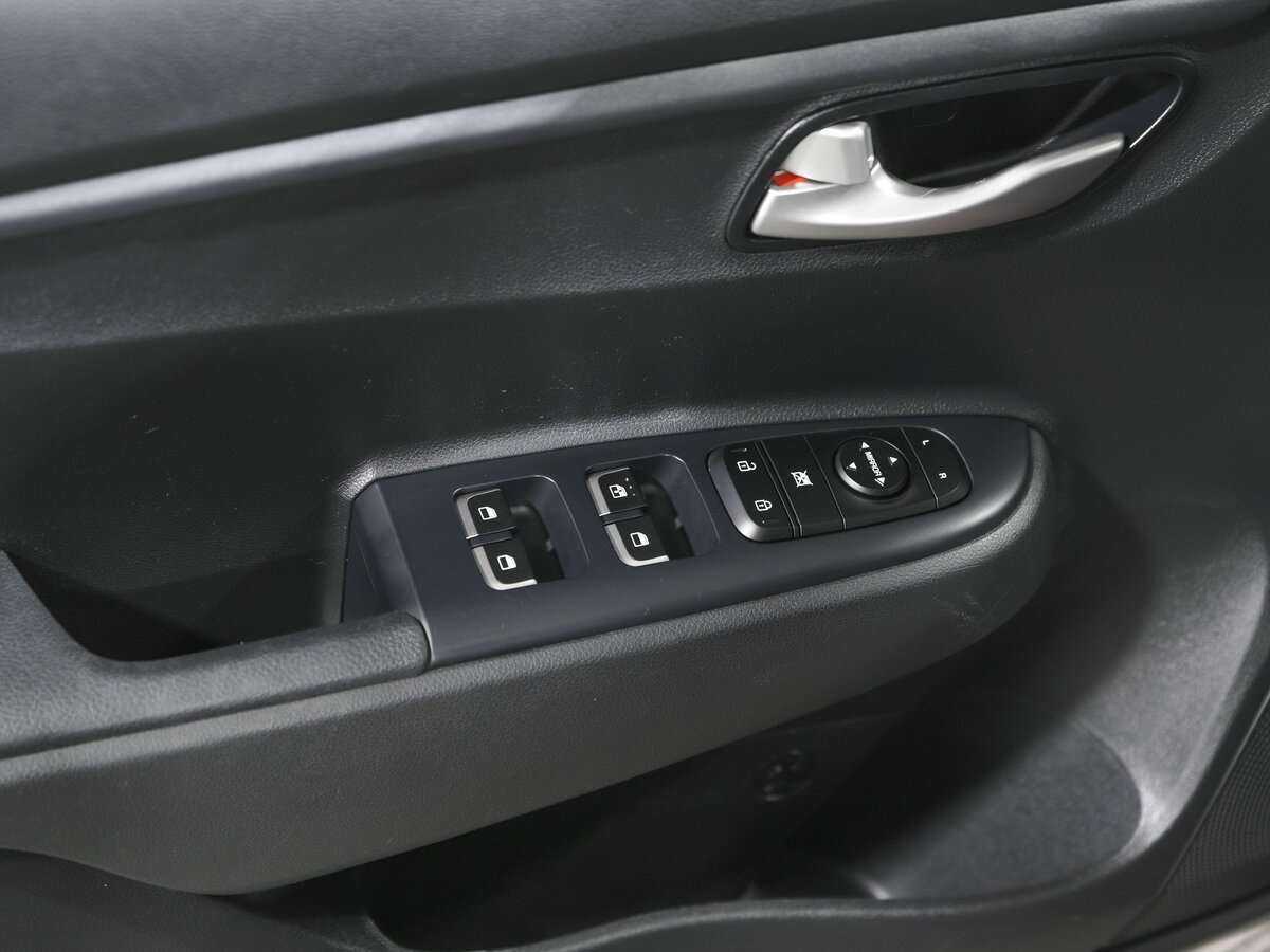 Kia Rio 2022 года с пробегом. Фото: #16