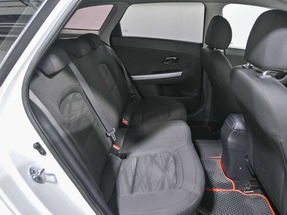 Kia Ceed 2018 года с пробегом. Фото: #13