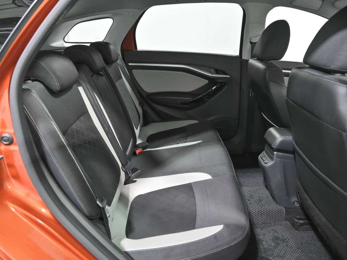 Lada (ВАЗ) Vesta 2019 года с пробегом. Фото: #11