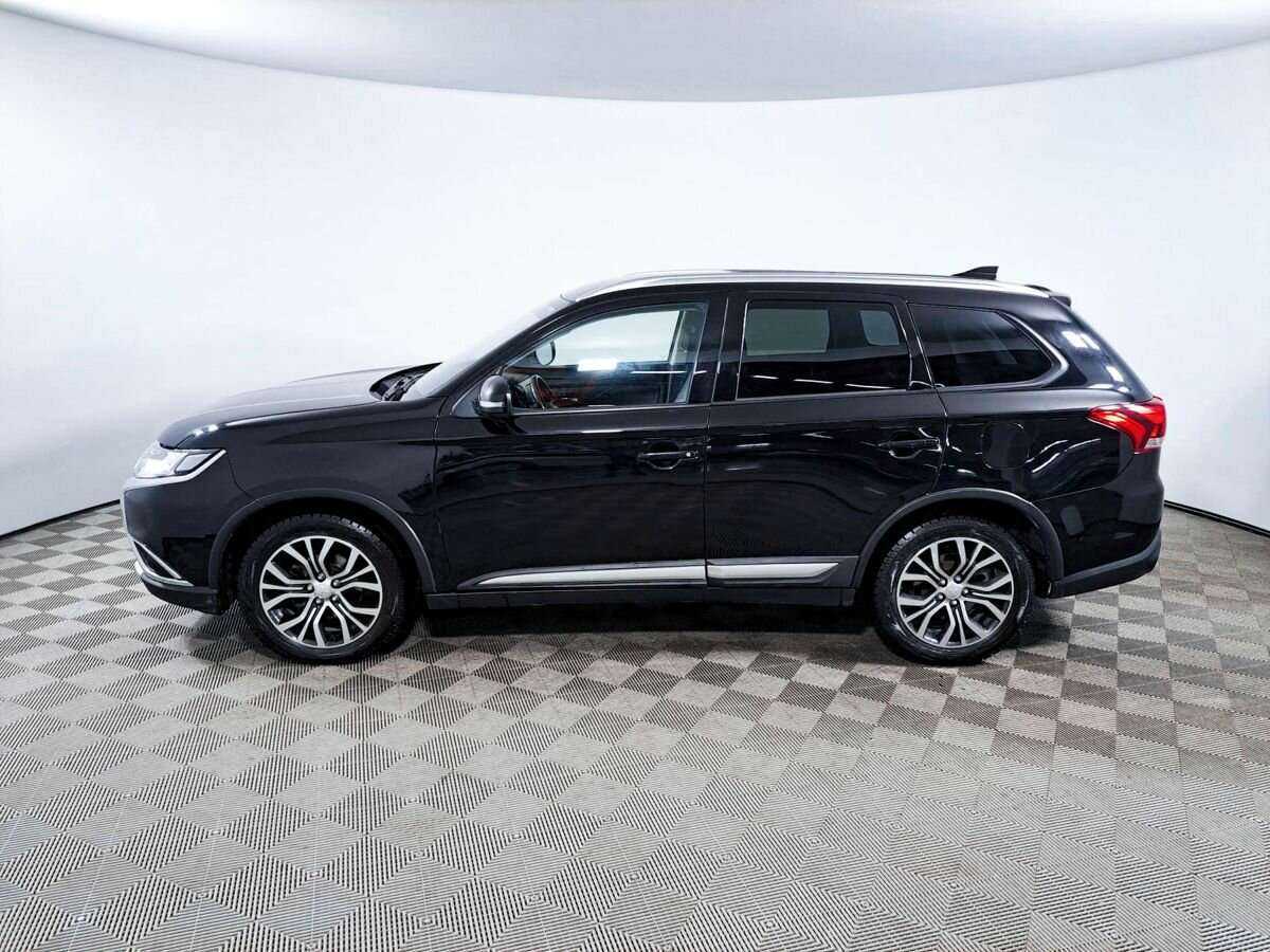 Mitsubishi Outlander 2017 года с пробегом. Фото: #7