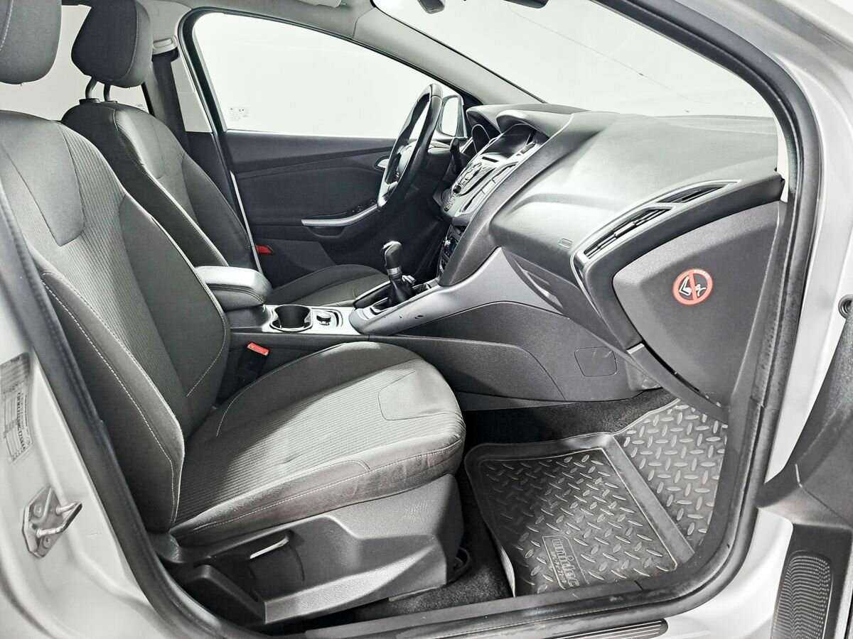 Ford Focus 2012 года с пробегом. Фото: #8