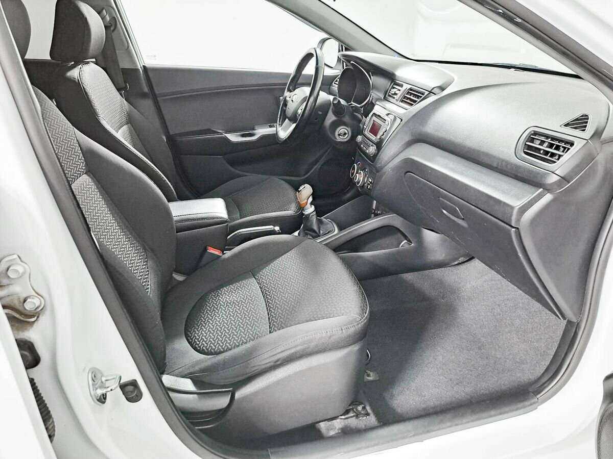 Kia Rio 2014 года с пробегом. Фото: #8
