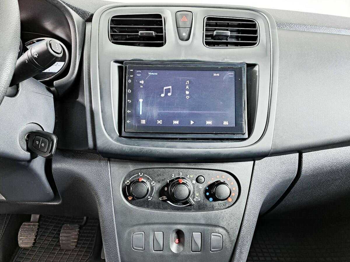 Renault Sandero 2018 года с пробегом. Фото: #10