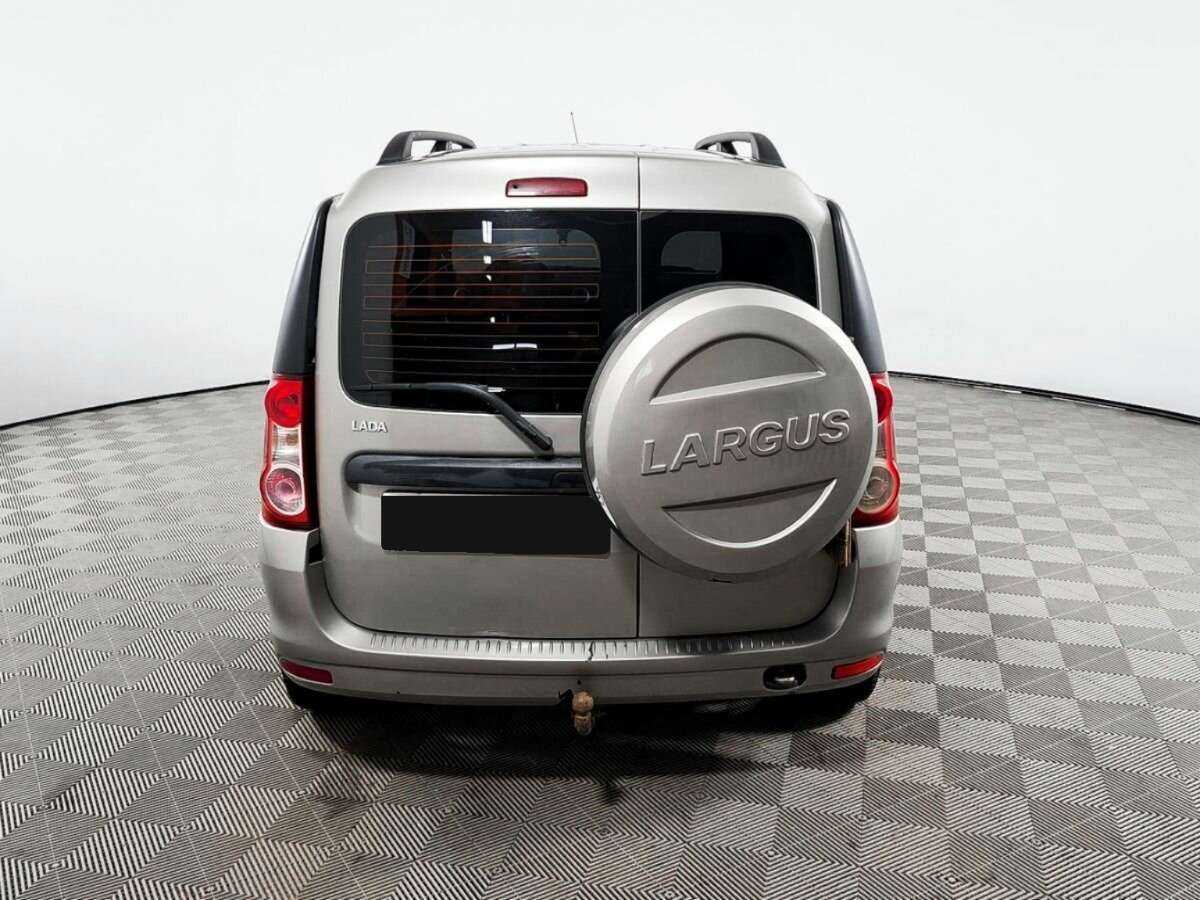 Lada (ВАЗ) Largus 2013 года с пробегом. Фото: #4