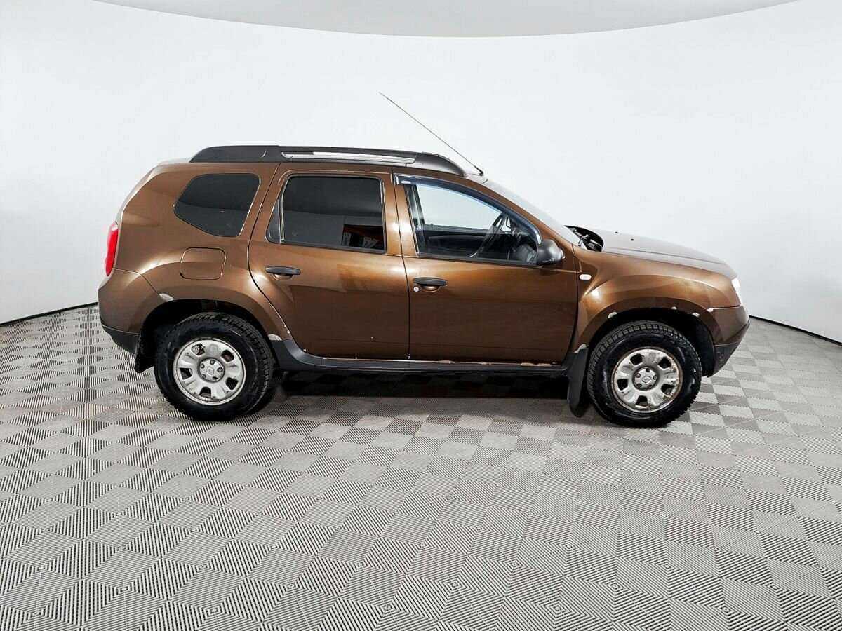 Renault Duster 2012 года с пробегом. Фото: #3