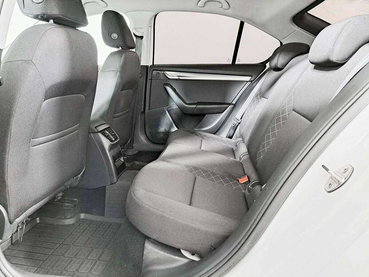Skoda Octavia 2019 года с пробегом. Фото: #8