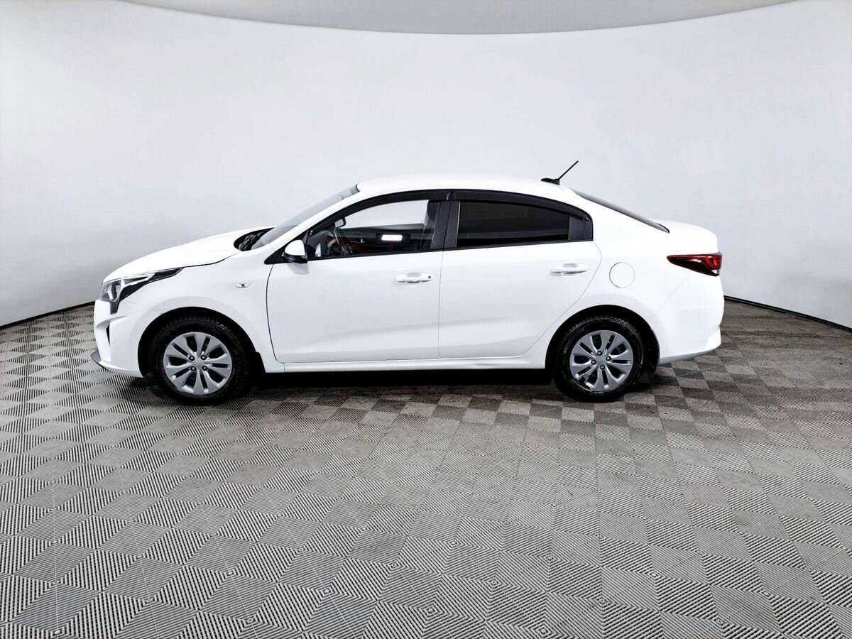 Kia Rio 2021 года с пробегом. Фото: #7