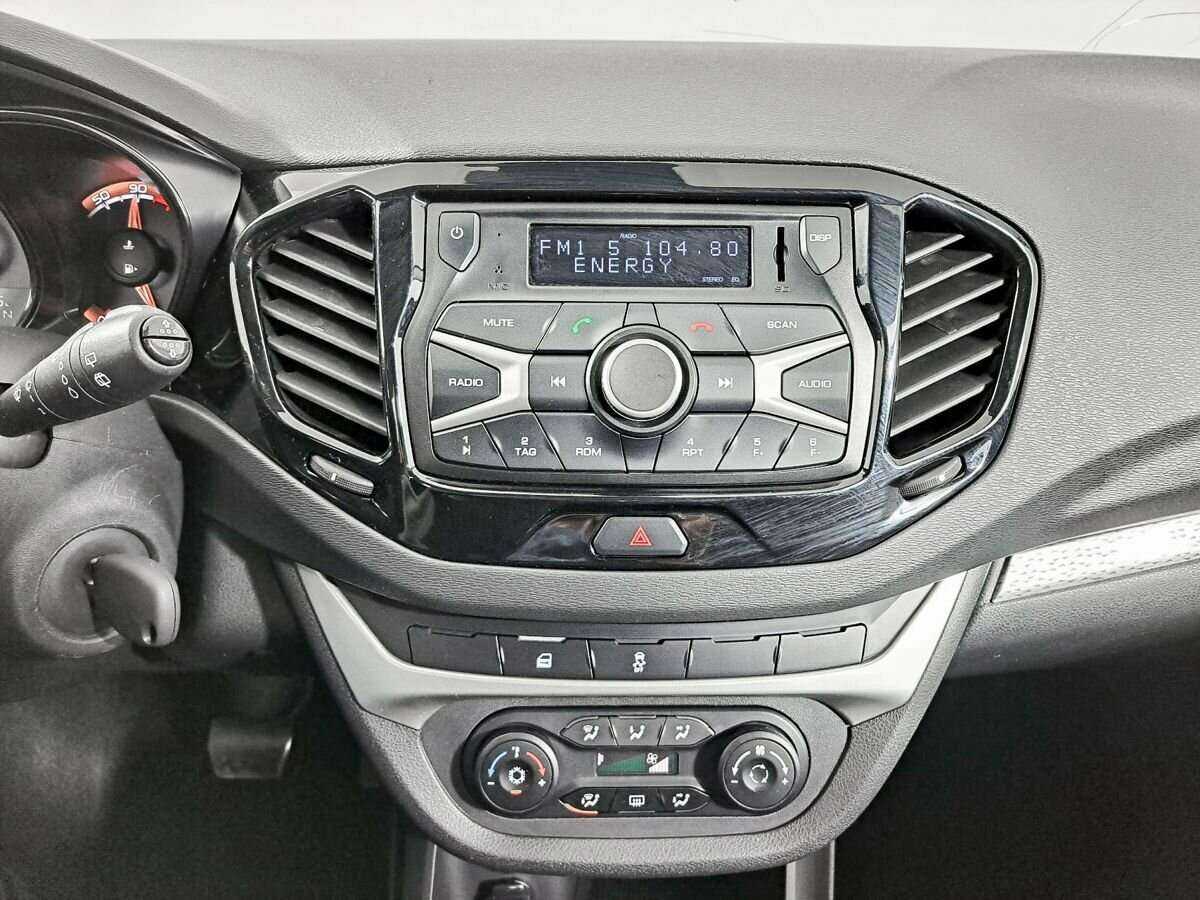 Lada (ВАЗ) Vesta 2019 года с пробегом. Фото: #12