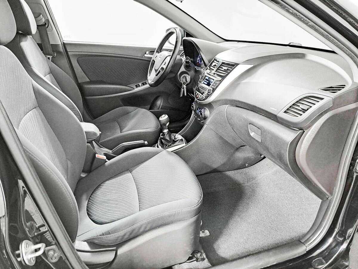 Hyundai Solaris 2015 года с пробегом. Фото: #8