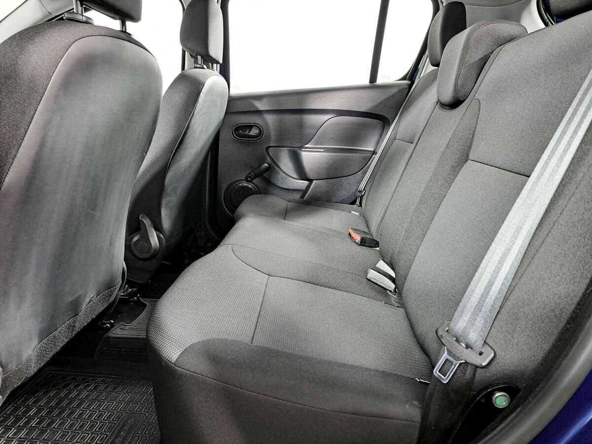 Renault Sandero 2015 года с пробегом. Фото: #9