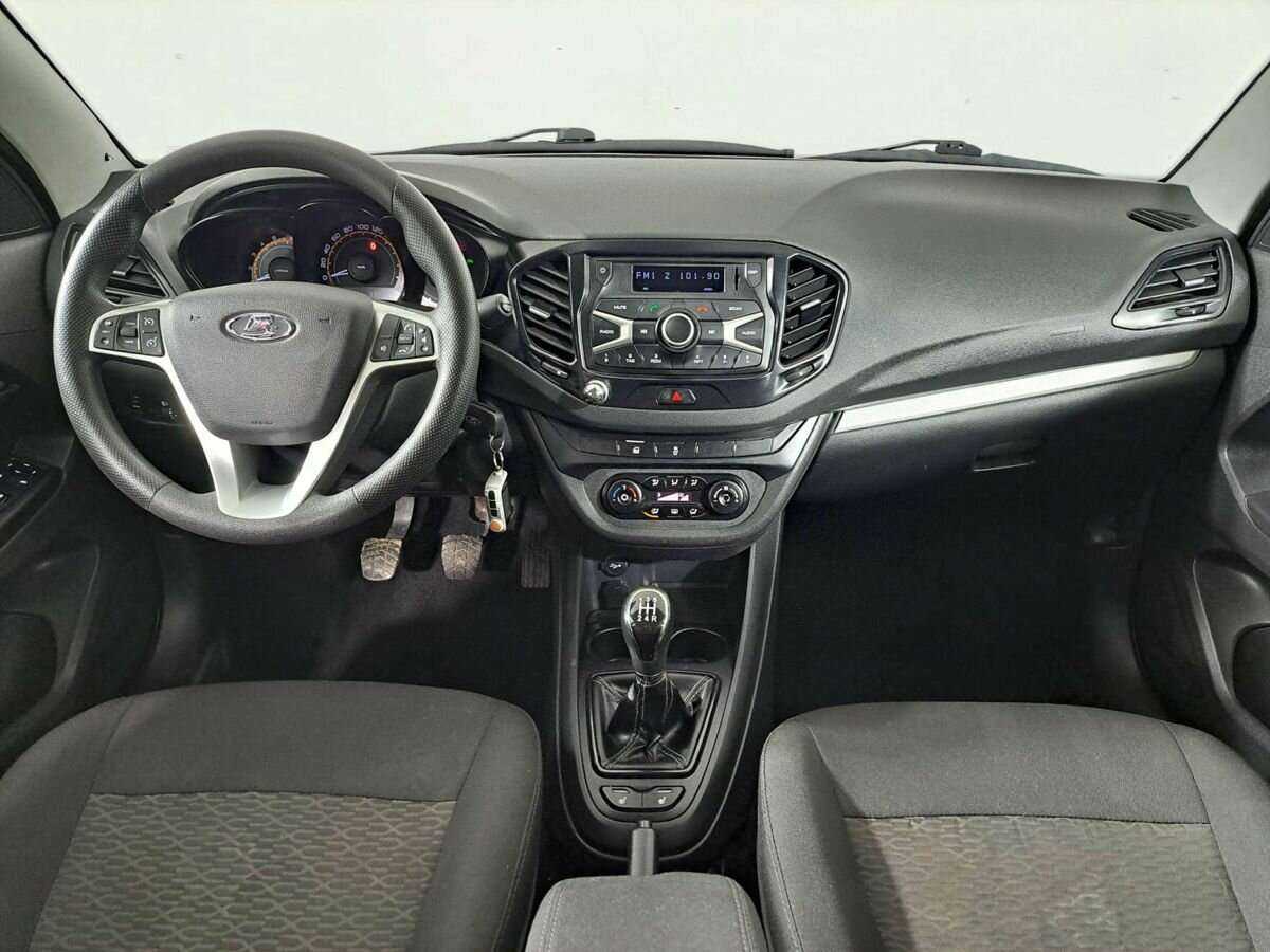 Lada (ВАЗ) Vesta 2018 года с пробегом. Фото: #13