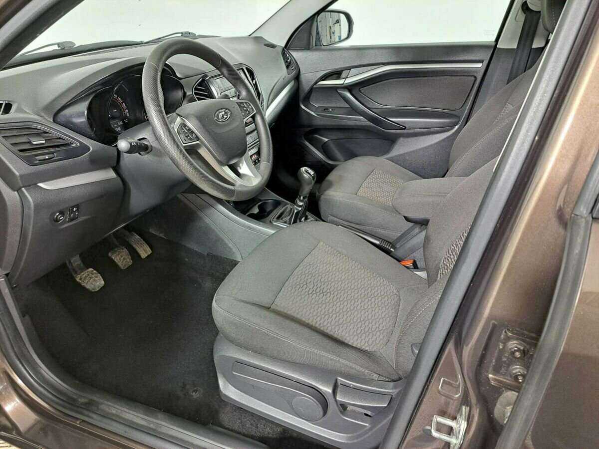 Lada (ВАЗ) Vesta 2018 года с пробегом. Фото: #15