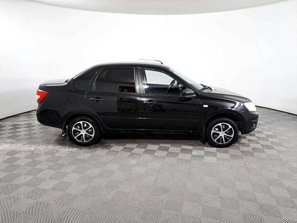 Lada (ВАЗ) Granta 2017 года с пробегом. Фото: #3