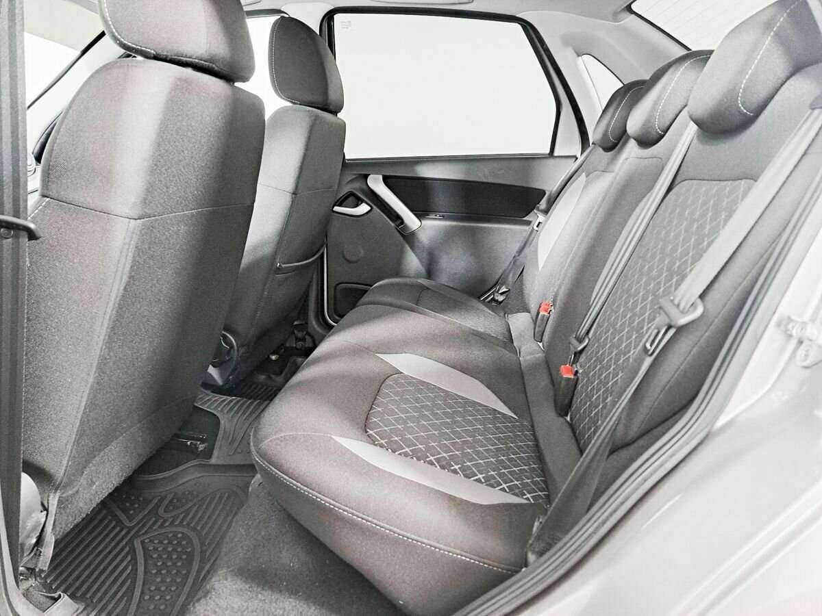 Lada (ВАЗ) Granta 2019 года с пробегом. Фото: #9