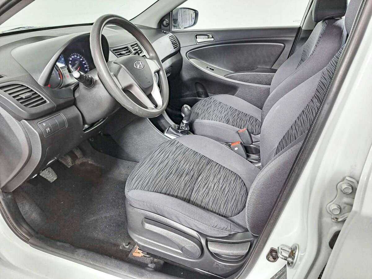 Hyundai Solaris 2014 года с пробегом. Фото: #13