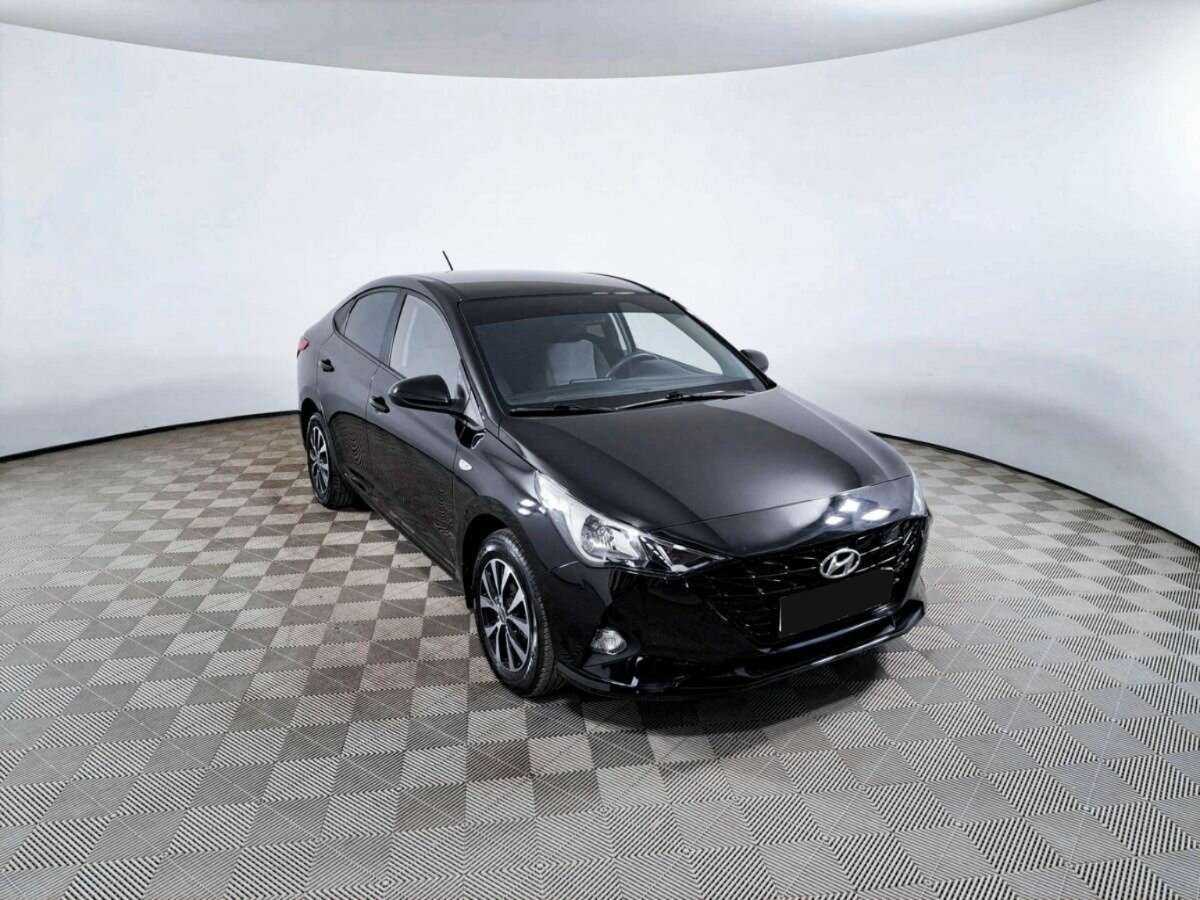 Hyundai Solaris 2022 года с пробегом. Фото: #2