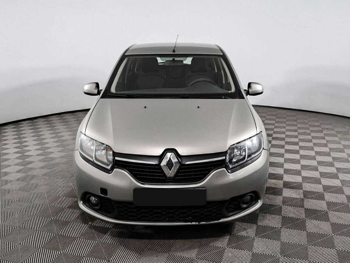 Renault Sandero 2015 года с пробегом. Фото: #1