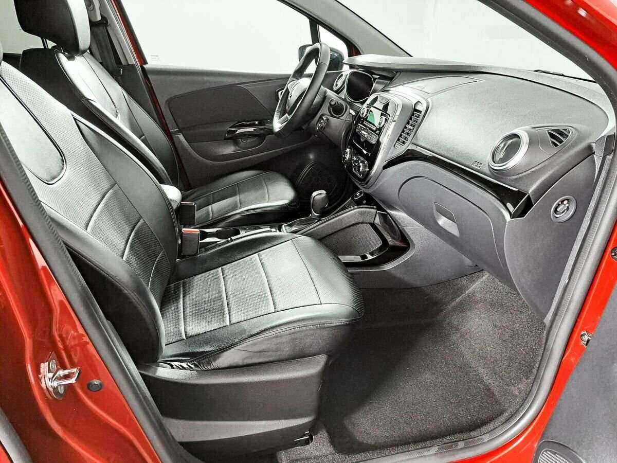 Renault Kaptur 2020 года с пробегом. Фото: #8