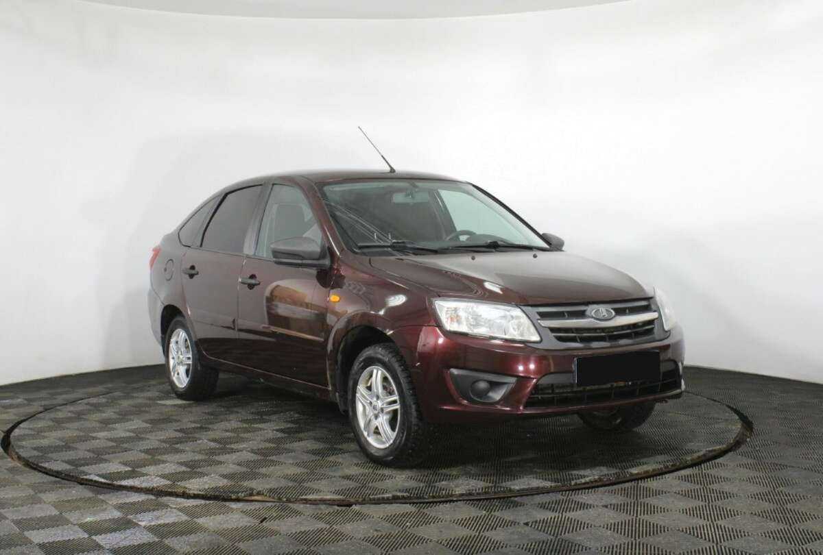 Lada (ВАЗ) Granta 2015 года с пробегом. Фото: #2