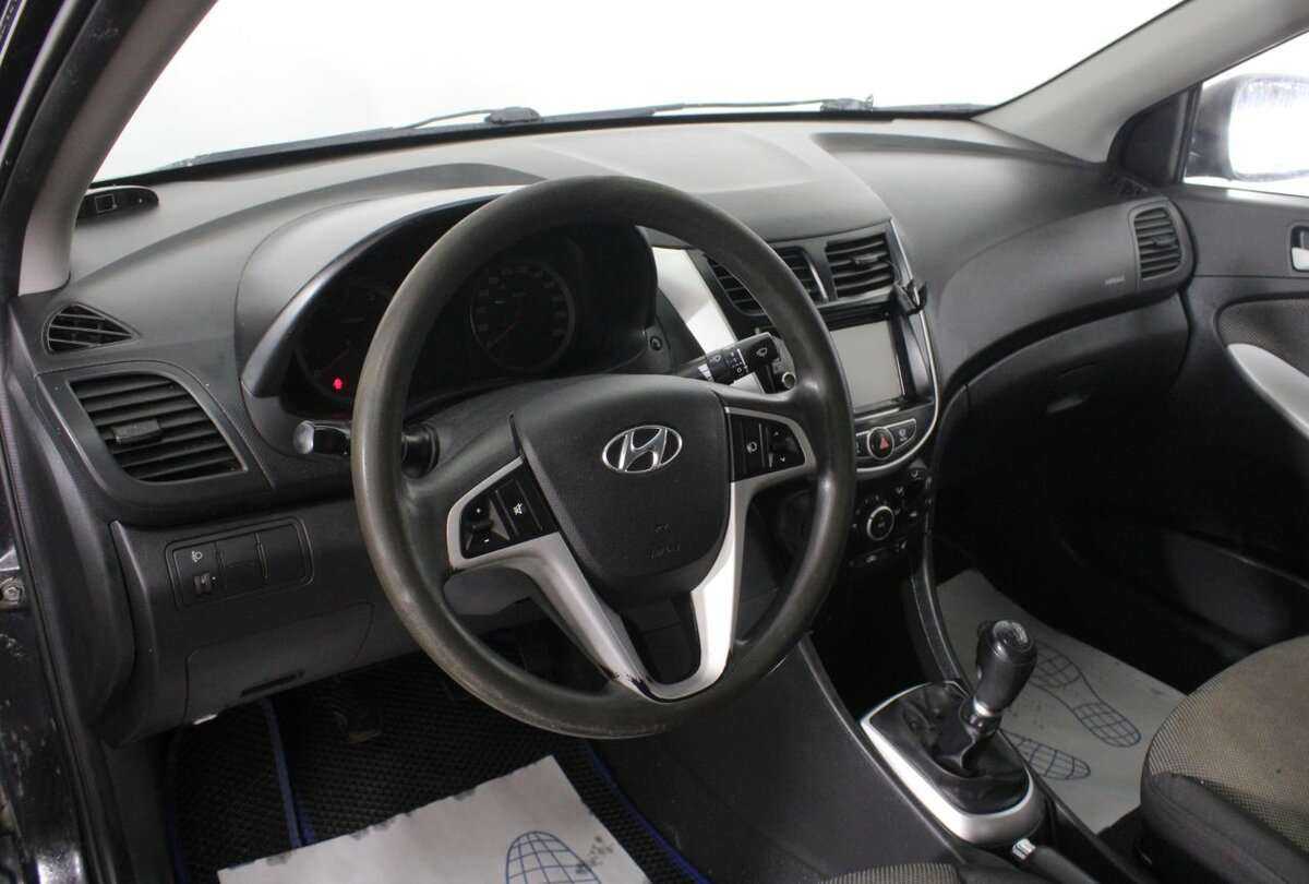 Hyundai Solaris 2013 года с пробегом. Фото: #12