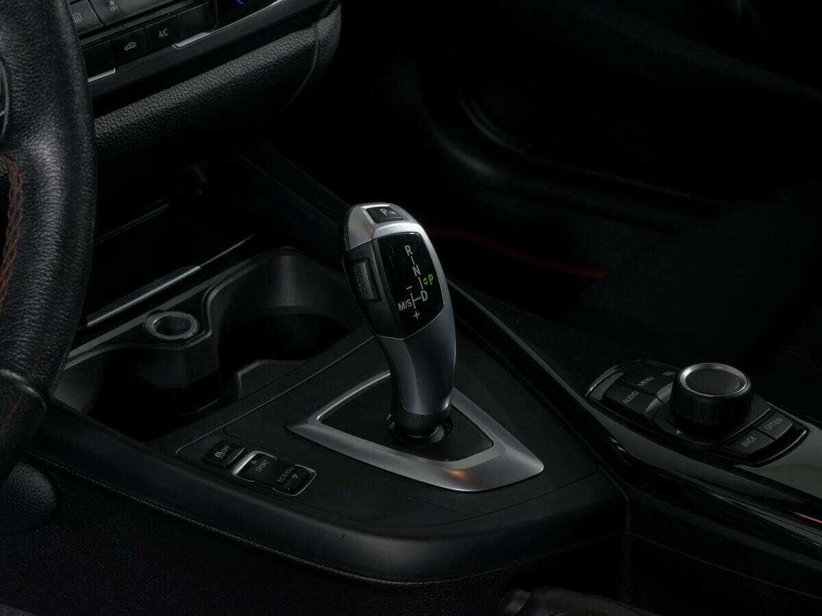 BMW 1 серии 2014 года с пробегом. Фото: #14